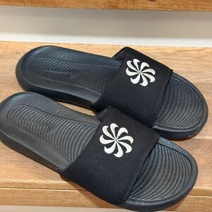 Nike size 11 Black Slides